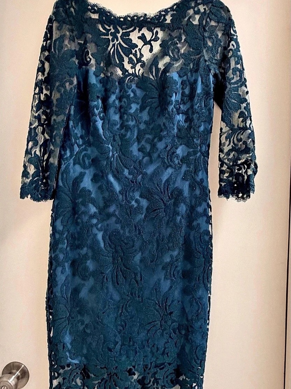 Tadashi Shoji Floral Lace Midi Dress in Green Like New